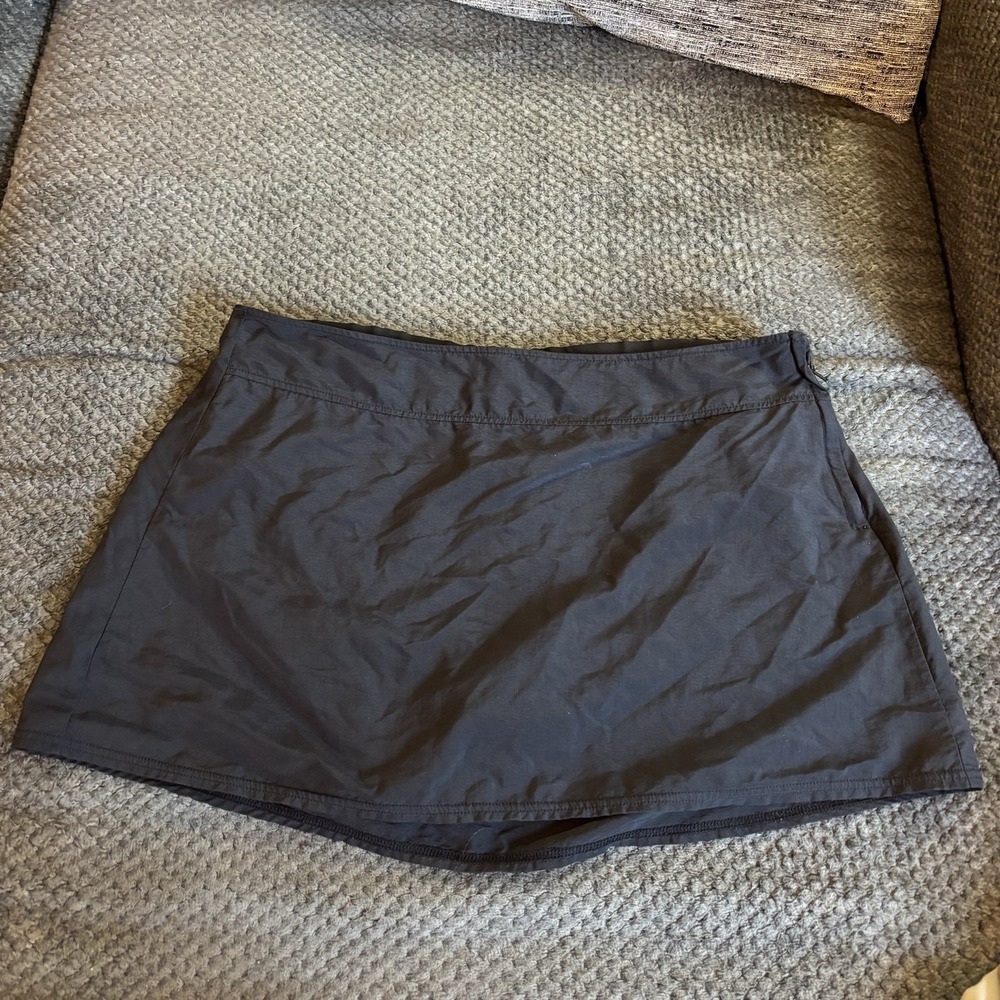 Lands' End Black Skort Swimsuit Bottom w Side Slit Swim Skirt With Brief Size 14